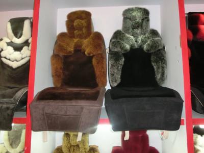 China Cushion de assento de carro de pele de ovelha não escorregadio cobre customizado marrom verde à venda