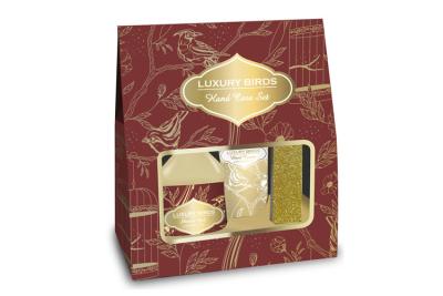 China Holiday Luxury Spa Gift Setwith Shower Gel, Hand Cream, Glitter Nail File for sale