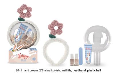 Китай 6pcs Natural Skincare Gift Set With Hand Cream, Nail Polish, Nail File, Plastic Ball, Hair Band продается