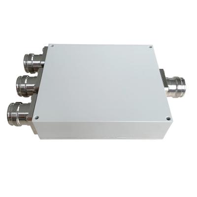 China 550-2700MHz 4.3-10 Female  Broadband Wilkinson Power Divider for sale