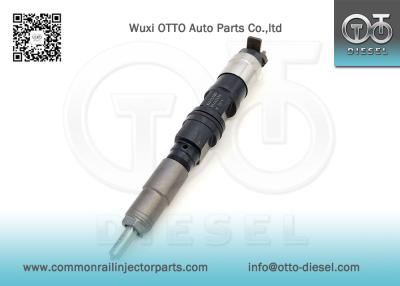 China Geniune Common Rail Denso Diesel Fuel Injectors RE529118/RE524382 095000-649# / 880# for sale