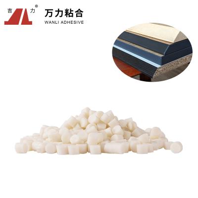 China Chip Edgebanding Low Temperature Hot Melt Glue White Polypropylene PUR-XBB768 for sale