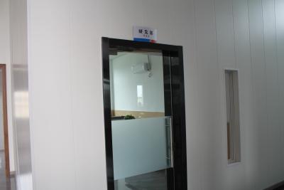 Chine Conducteur automatique de machine de laminage de film thermique de 1200*950mm à vendre