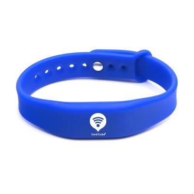 China HR002 Custom Silicone RFID Wristband Ultralight Adjustable With Metal Buckle for sale