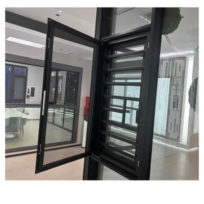 China Portas e janelas horizontais de alumínio com vidro transparente temperado à venda