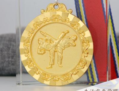 China Custom taekwondo tae kwon do sport gold award souvenir medal with ribbon Karate/Judo/Kongfu Martial arts medals for sale