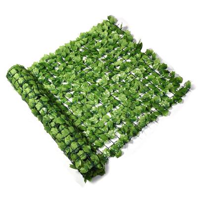 China Cheap Shrubs Easily Gathered Artificial Green Ivy Fence Covering From China for sale