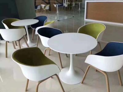 China Tela moderna do OEM que janta cadeiras com pés de madeira 60cm à venda