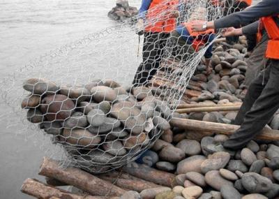 China Sicherheit Gabions-Maschen-Käfig 2,0 - 4,0 Millimeter-Drahtdurchmesser treffen auf Uferdamm-Schutz zu zu verkaufen
