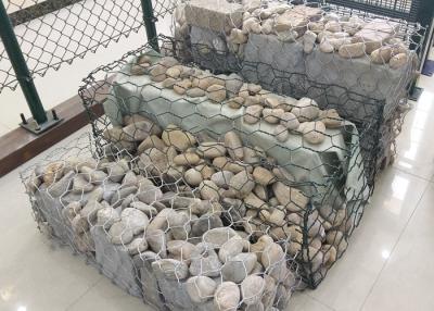 China Caja hexagonal de Gabion de la protección de la erosión abertura de 100 * de 120/120*150 milímetro en venta
