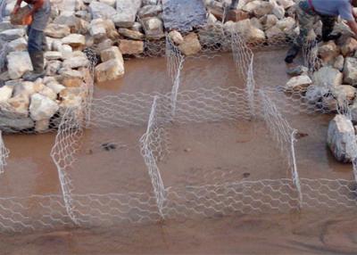 China Silver Metal Gabion Baskets Corrosion Resistance 3*1*1 Meter Long Life Span for sale