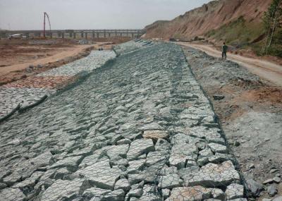 China Twisted Wire Reno Gabion Mattress Erosion Control Hexagonal / Square Hole Shape for sale