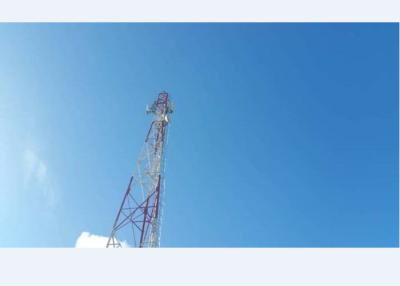 Chine Structure ayant beaucoup d'étages de tour mobile de télécom de tuyau sans couture jusqu'à 360m à vendre