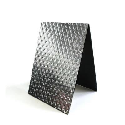 China Placa de aluminio antideslizante de hoja de aluminio 1060 para utensilios de cocina en venta