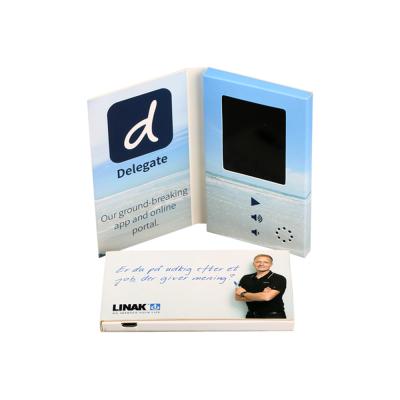China Customized 2.4 Inch LCD Video Business Cards Invitation Magnetic Lcd Name Card for sale