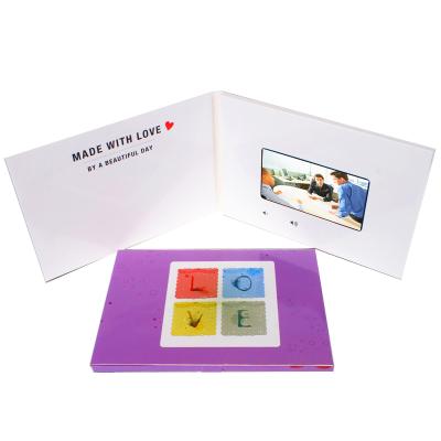 China Cartão de Saudação com Mensagem de Vídeo Personalizada em Estilo Personalizado para Tamanho A4 ou Personalizado à venda