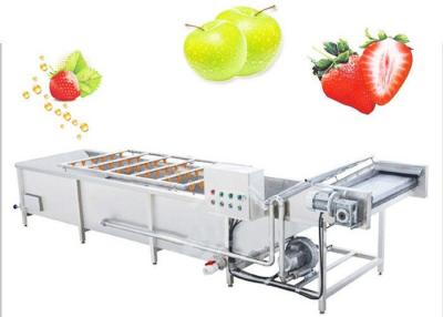 China Fruit en Plantaardige Wasmachine met Water Doorgevend Systeem Te koop