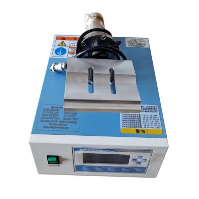 中国 Digital Generator Ultrasonic Plastic Welding Machine 0.4MPa-0.6MPa Touch Screen With Horn 販売のため