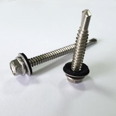 Chine Tek Wood Hex Self Drilling Screw With epdm Washers Roofing Screw à vendre