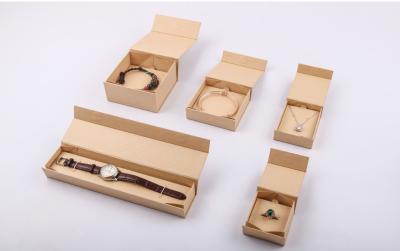 中国 Sustainable Eco Friendly Packaging Box Recycled Kraft Paper Mailer Boxes 販売のため