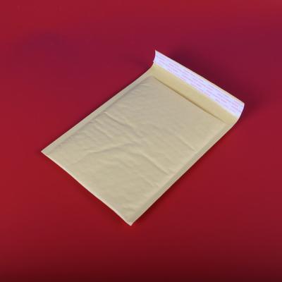 China Kraft Bubble Mailers 100% Natural Biodegradable Paper Padded Envelopes for sale