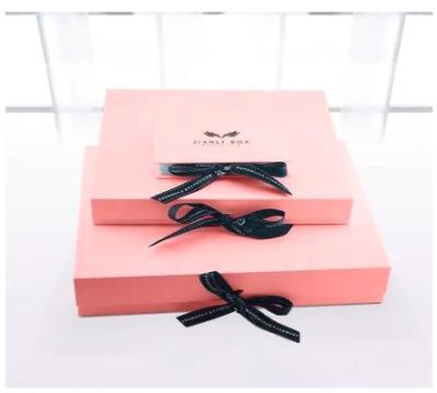 中国 注文磁気バレンタインの′ s日のギフト包む折るペーパー ギフト用の箱 販売のため