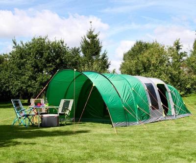 China Family Inflatable Tent 6 Man Waterproof With Sewn In Groundsheet for sale