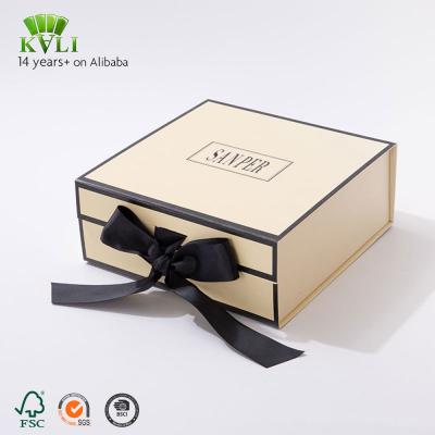 Cina Gioielli Ring Earring Necklace di Art Paper Gift Packaging Boxes in vendita