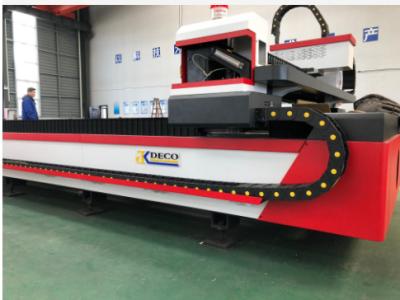 China Metal Laser Cutter CNC Fiber Laser Cutting Machine Sheet Metal à venda