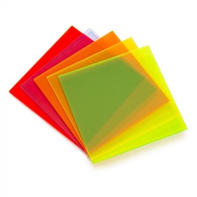 Chine Carte magnétique à feuille acrylique de couleur néon PMMA personnalisée pour la découpe laser à vendre