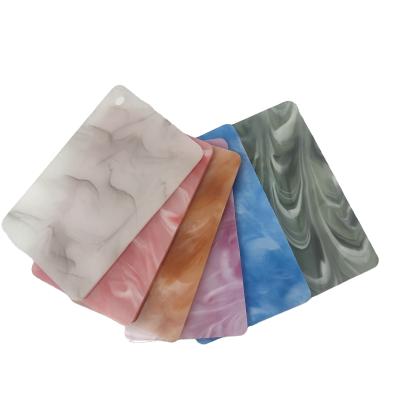 Chine Anti-rayures 4x8 5mm feuille acrylique en plexiglas plastique Milky Marble pour serre à vendre
