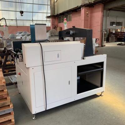 Chine Colle faisante le coin de bande collant la machine rigide de fabrication de cartons de la machine 920kg à vendre