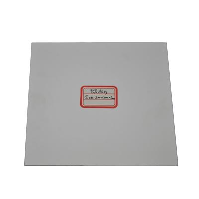 China 400 MPa Alumina Oxide Ceramic Plate For High Temperature With Thermal Expansion 8.9 X 10-6/K en venta