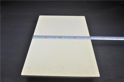 China A estufa cerâmica do Cordierite do isolador arquiva a resistência de choque térmico 600 * 400 * 18mm à venda