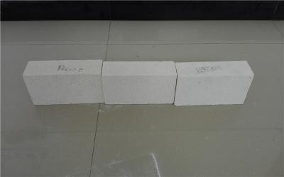 China Lightweight Mullite Insulation Brick , Thermal Insulation High Temp Fire Brick for sale