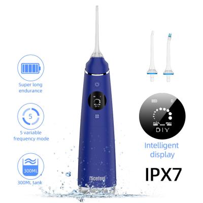 China Waterproof 8-110psi Shower Water Flosser With DIY Working Modes for sale