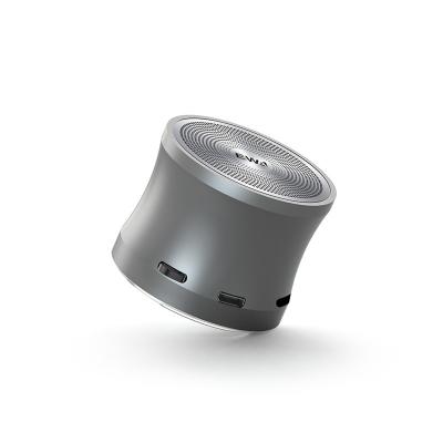 中国 EWA A109 TWS Bluetooth Speaker Metal Portable Music Speakers With Micro SD Microphone 販売のため
