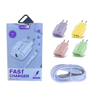 China 2 In 1 Macaron Travel Phone Charger QC3.0 With USB Data Cable for sale
