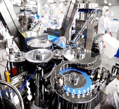 China Equipamento de fabricação automático da seringa uma alta velocidade de 380 volts à venda