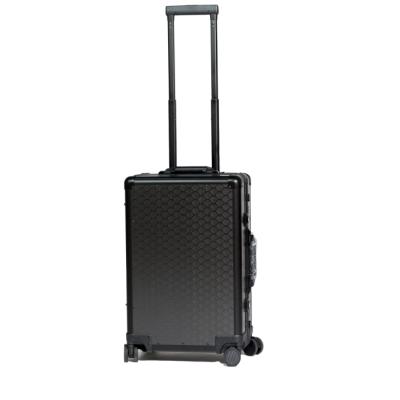 China High Strength Lightweight Carbon Fiber Hard Suitcase Luggage Carry On Suitcase Is Easy To Use for sale