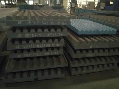 China O triturador de pedra móvel de C106 C110 parte a placa alta da maxila de aço do manganês à venda