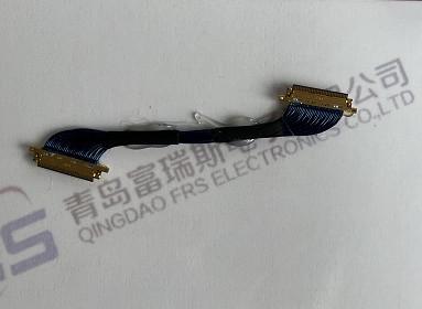 中国 30 Pin 50 Pinの電気馬具アセンブリ0.4mm LVDS 40 Pinは超薄く黒いジャケットをケーブルで通信する 販売のため