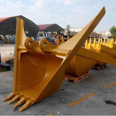 China 1-2.4cbm Excavator V Ditching Bucket For Cat330 Zx200 Pc220 for sale