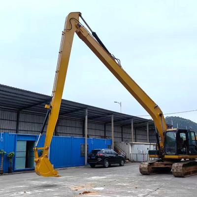 Chine Q355B Excavateur Long Boom 16m 18m avec deux tonnes de poids supplémentaire pour CAT320D à vendre