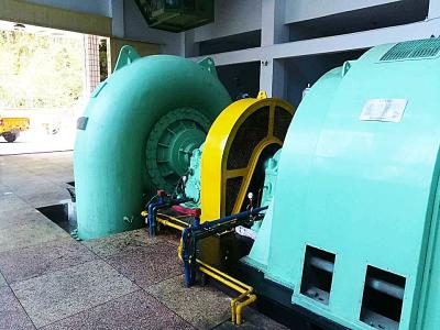 Chine Générateur de turbine d'eau à refroidissement vertical air/eau 220V-690V sans balai 200kw-20mw 450-1000 tr/min à vendre