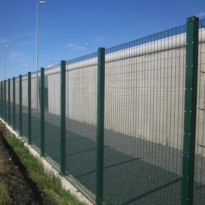 China hot dipped  galvanized Powder Coated High Security Anti Climb Mesh 358 Fence for sale