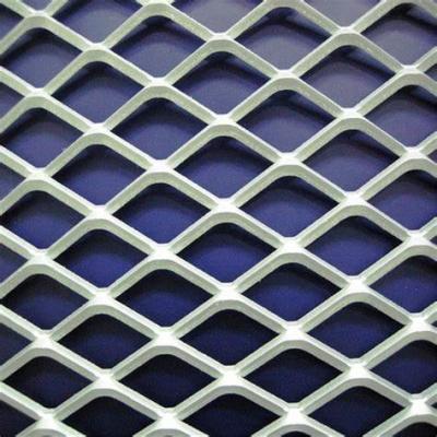 China 4Mm Thickness Low Carbon Steel Galvanized Honeycomb Expanded Metal Mesh Lowes Steel Grating for sale