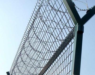 China 2m-3m Airport Fence with 50mm-100mm Post Hole for Security for sale