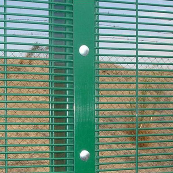 Quality 1.8*2.4m High Security Anti climb 358 iron 358 garden mesh fence anti theft for sale