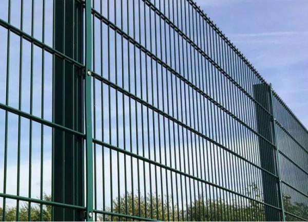 Quality Custom hot dip galvanized 656 868 twin welded wire panel fence for sale